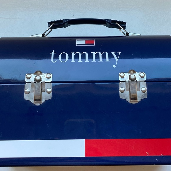 Vintage Tommy Hilfiger lunch box - Picture 10 of 11